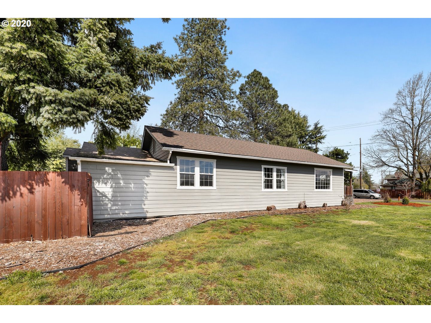 115 Canemah Road Oregon City, OR 97045 - Photo 3 of 29 Gallery Image 3
