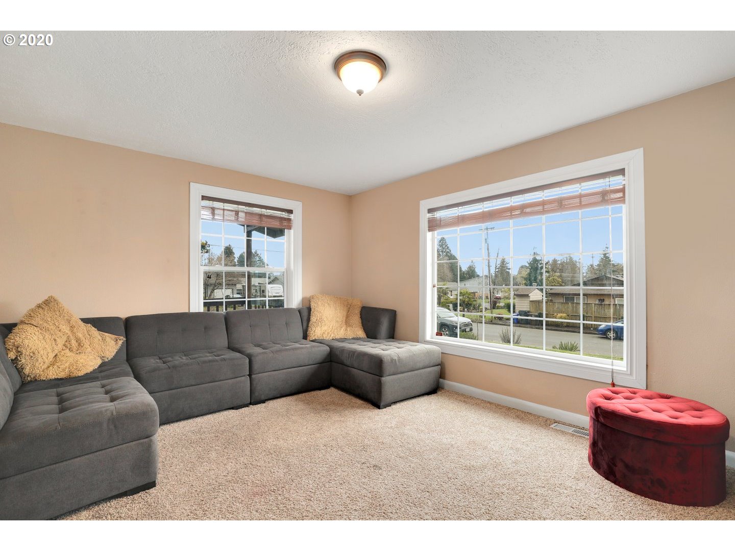 115 Canemah Road Oregon City, OR 97045 - Photo 6 of 29 Gallery Image 6
