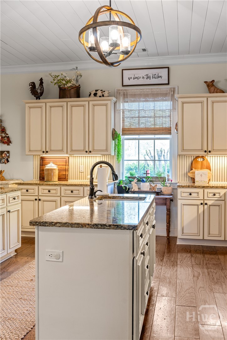 2206 Lem Edwards Road Colbert, GA 30628 - Photo 18 of 75 Auxiliary Sink