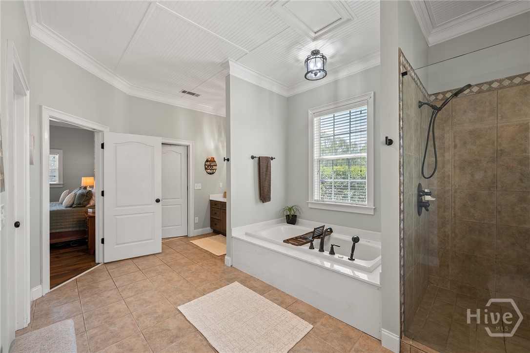 2206 Lem Edwards Road Colbert, GA 30628 - Photo 29 of 75 Primary Bathroom