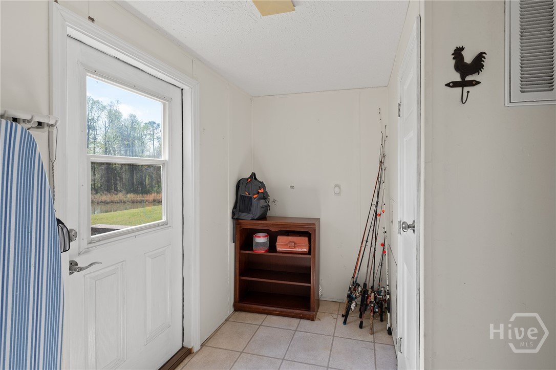 2206 Lem Edwards Road Colbert, GA 30628 - Photo 69 of 75 Laundry