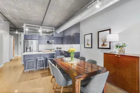 $444,000 | 849 North Franklin Street, Unit 1201, Chicago, IL 60610