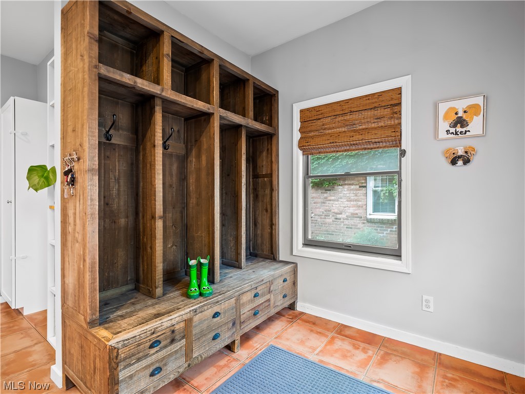 16729 Fernway Road Cleveland, OH 44120 - Photo 29 of 35 Gallery Image 29