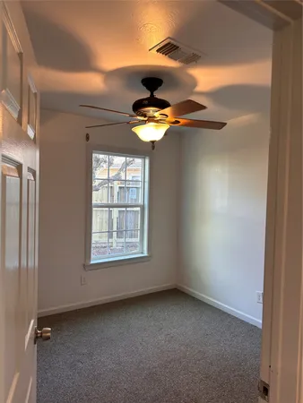 $2,300 | 26 Lyncrest Drive, Galveston, TX 77550