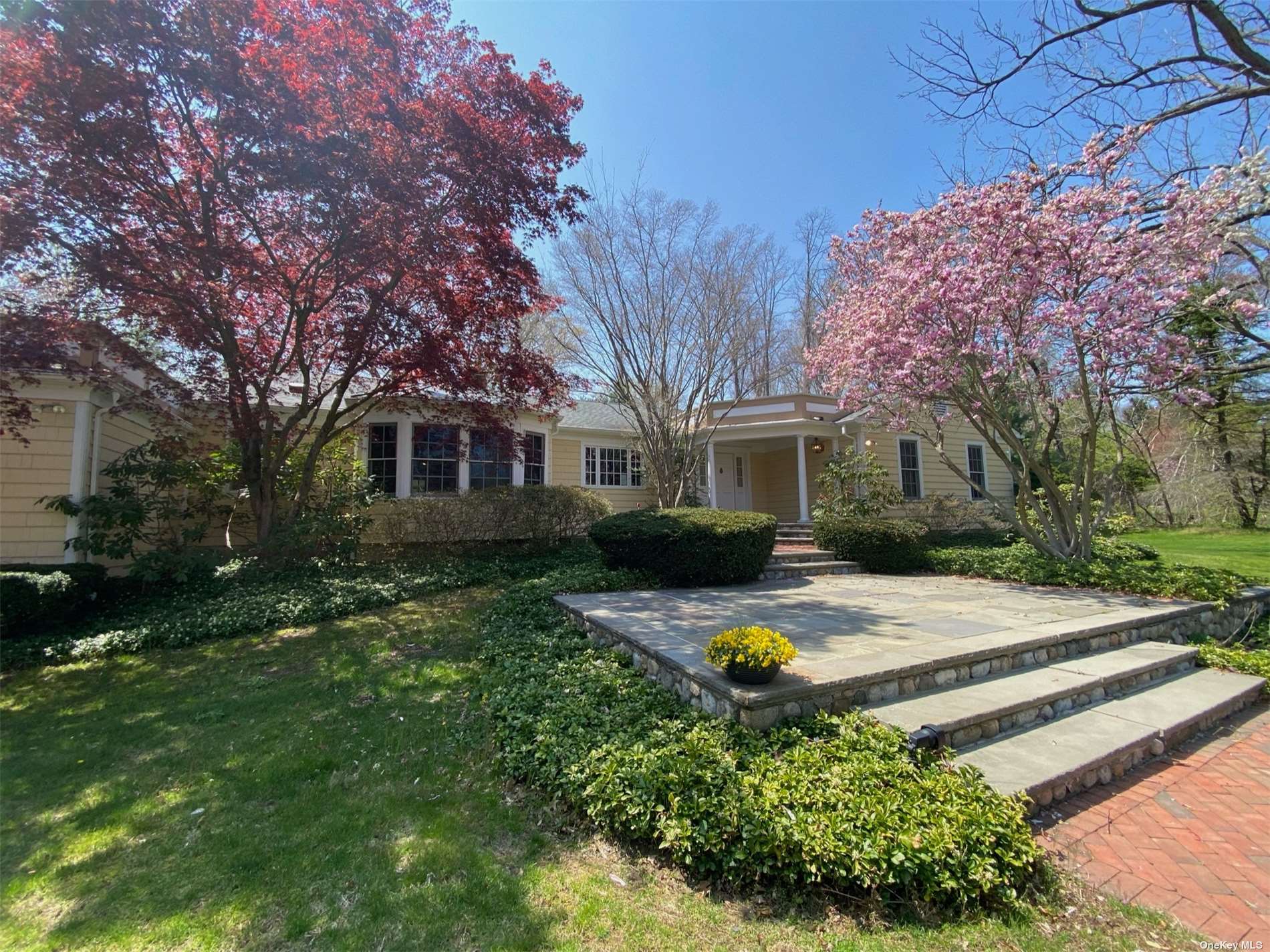 540 Chicken Valley Road, Locust Valley, NY 11560 Compass