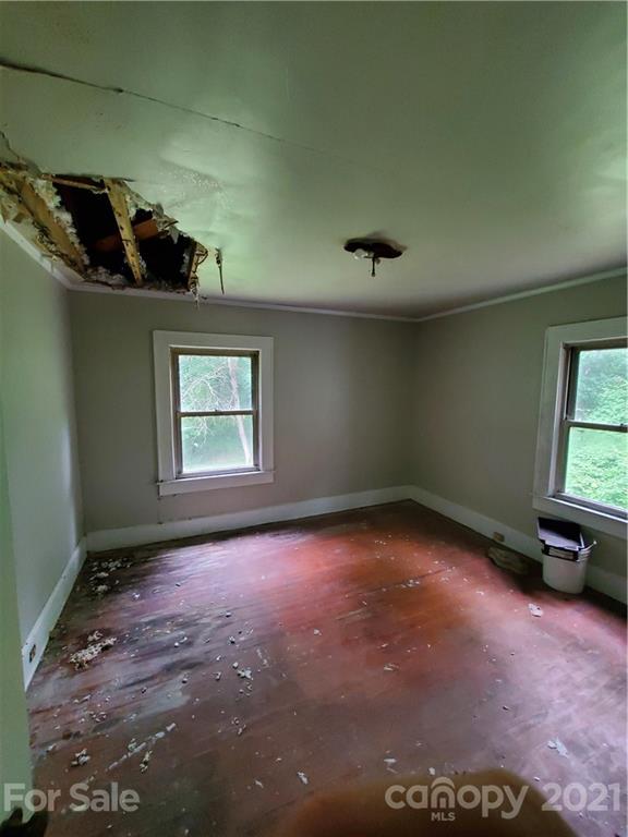 502 Queens Road Gastonia, NC 28052 - Photo 12 of 14 Gallery Image 12