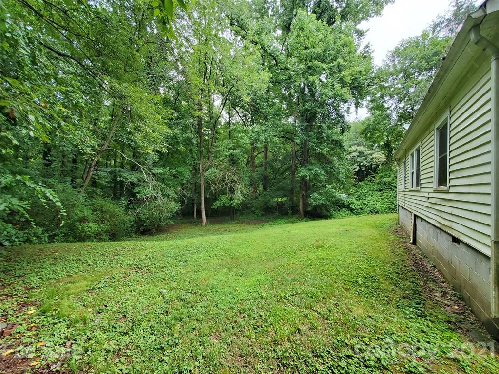 502 Queens Road Gastonia, NC 28052 - Photo 4 of 14 Gallery Image 4