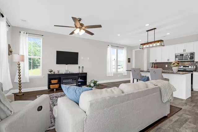 $365,000 | 101 Patterson Avenue, Goose Creek, SC 29445