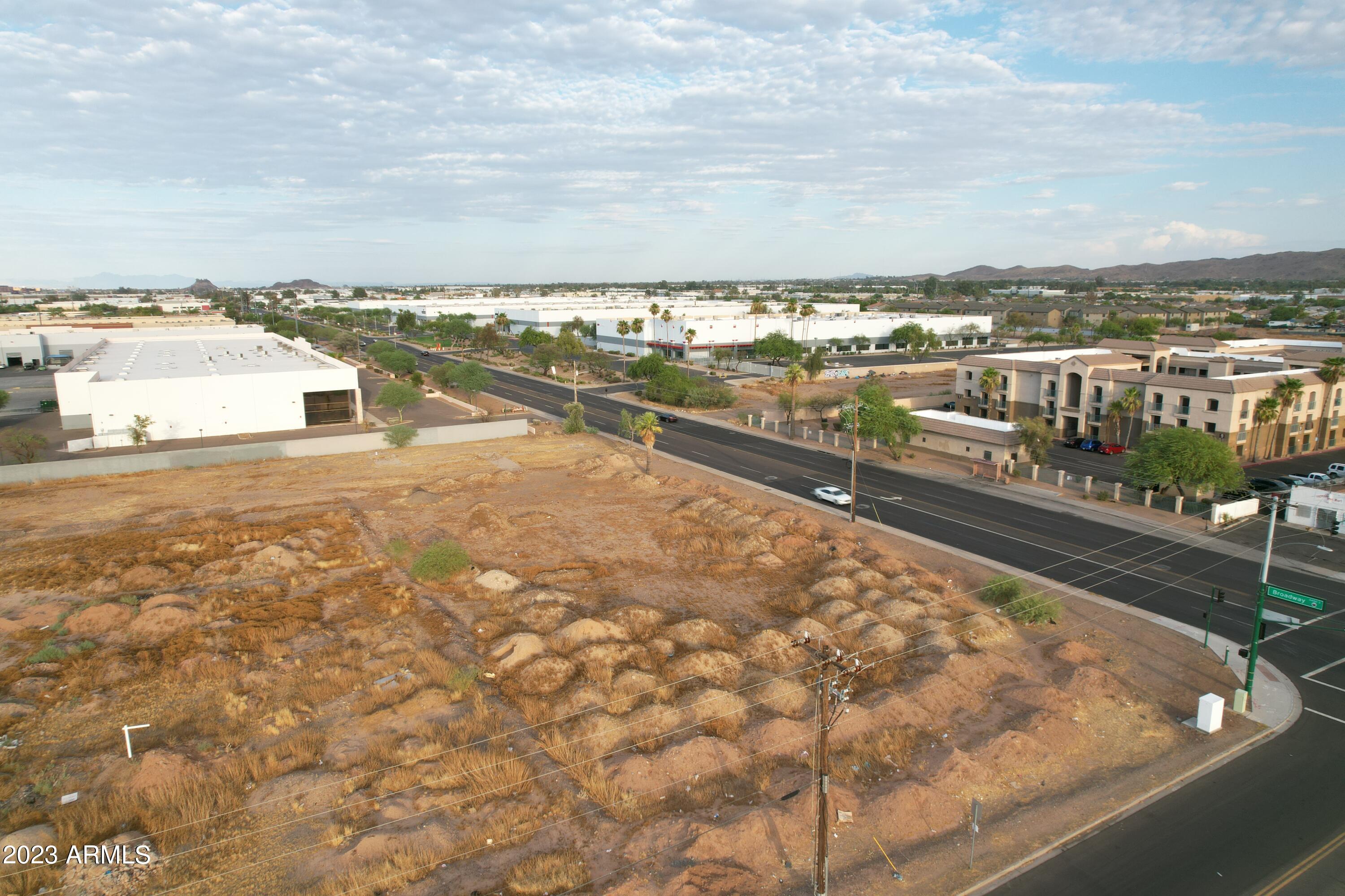 2804 East Broadway Road Phoenix, AZ 85040 - Photo 11 of 17 DJI_0092