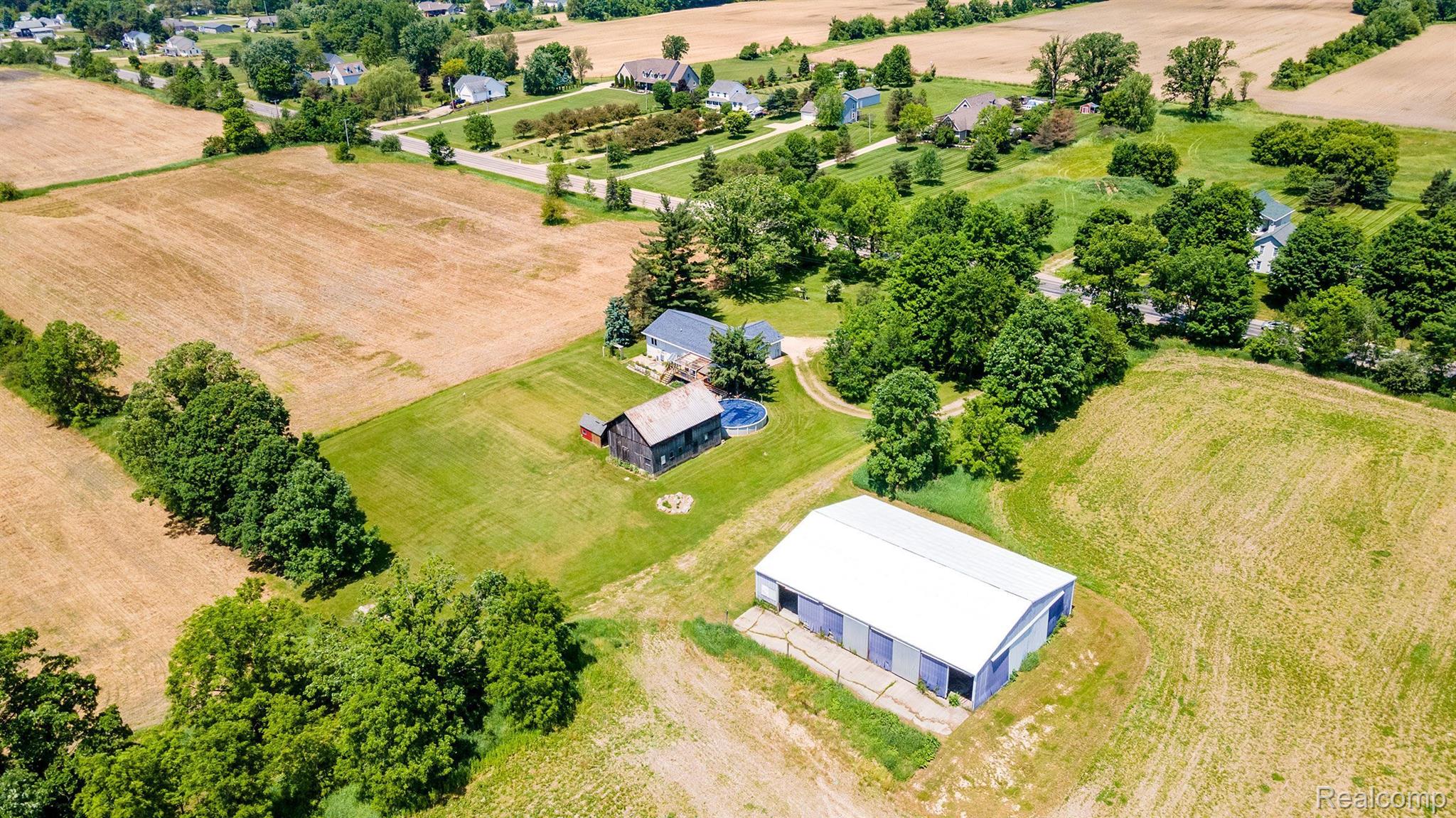4323 Baldwin Road Grand Blanc, MI 48439 - Photo 23 of 27 Gallery Image 23
