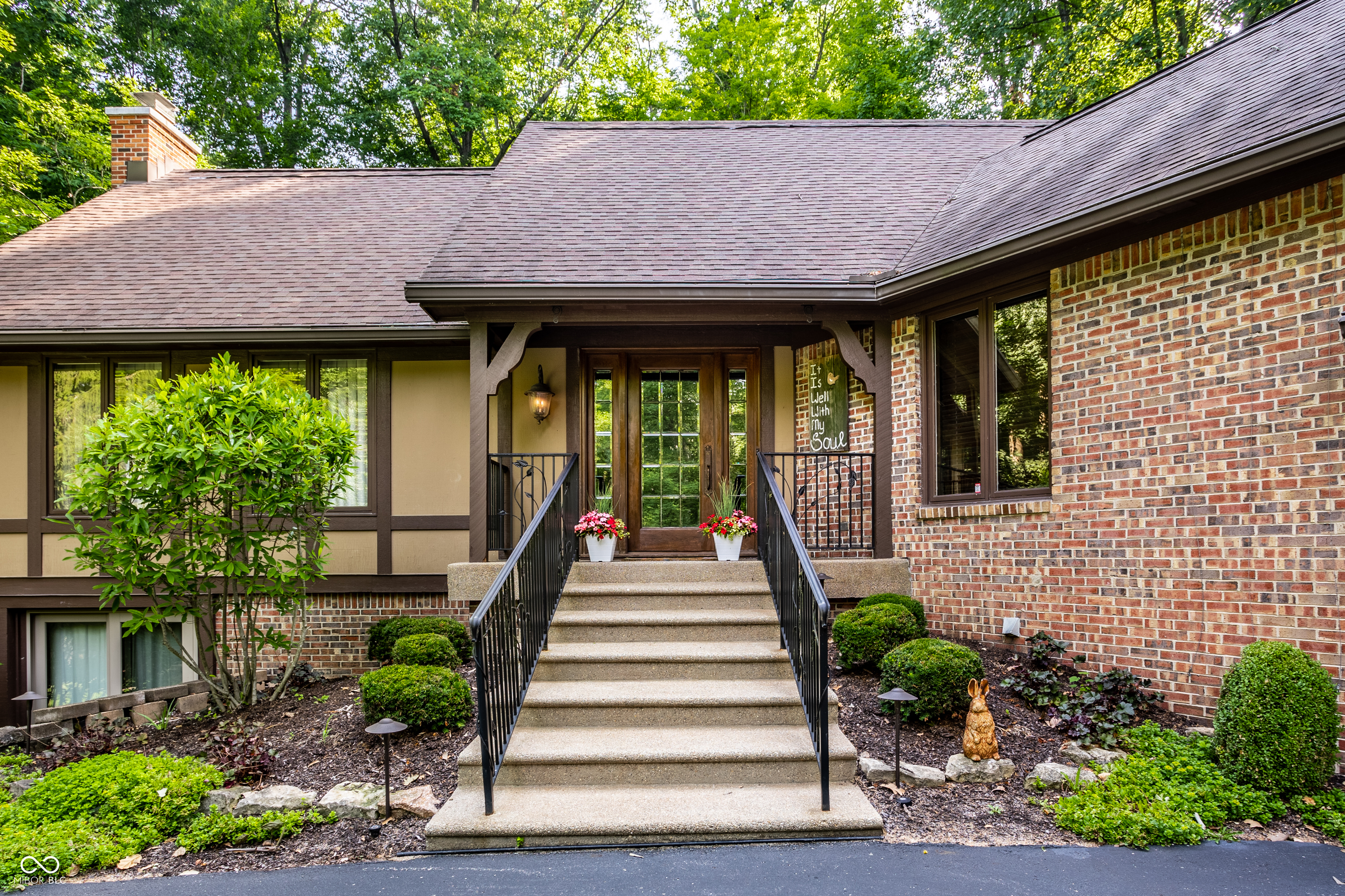 6311 Johnson Road Indianapolis, IN 46220 - Photo 1 of 77