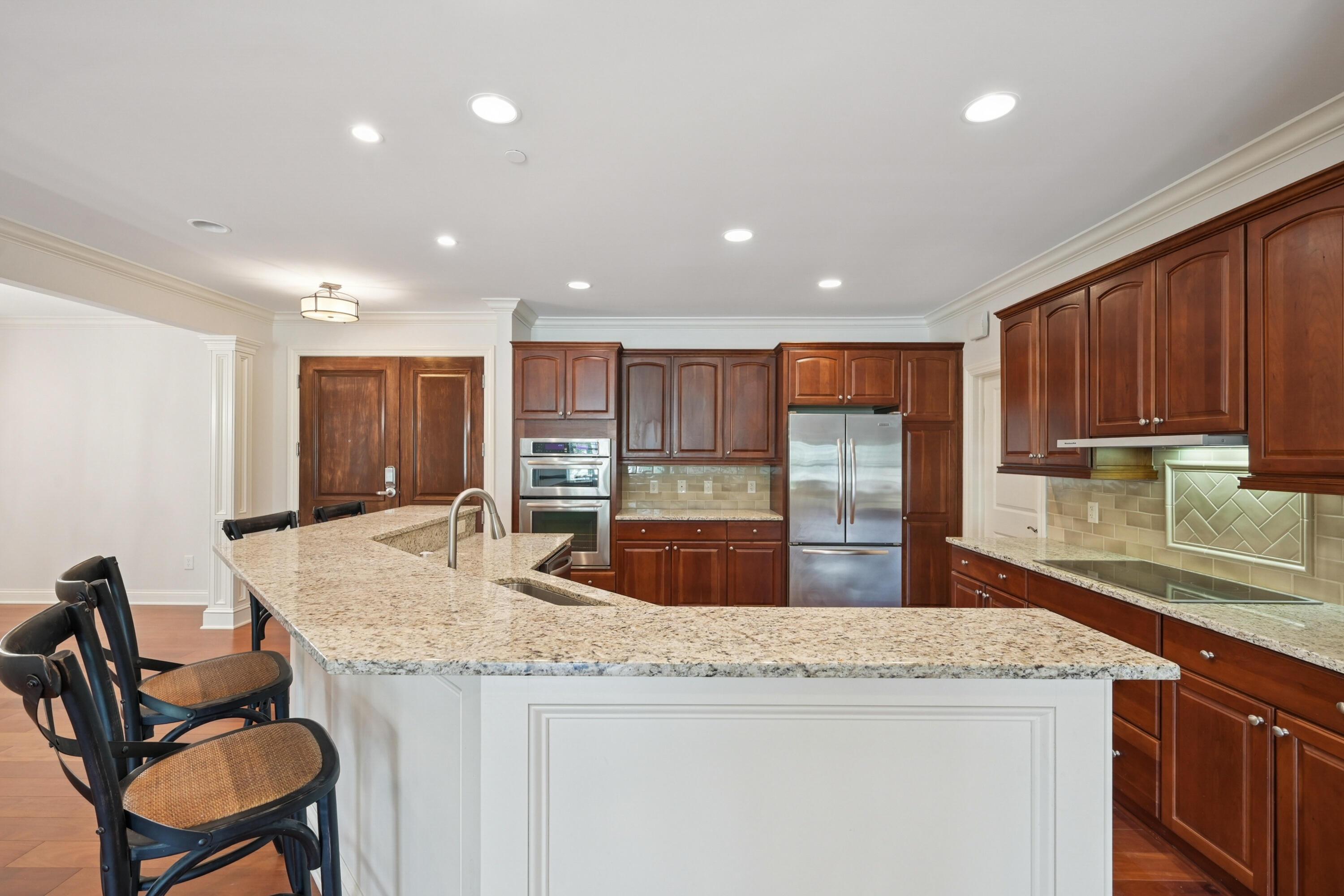 3175 Tremont Road, Unit 215 Columbus, OH 43221 - Photo 12 of 66 16-print-Tremont Rd-S2207-016