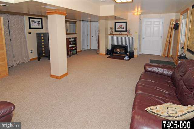 14885 Draco Road Stewartstown, PA 17363 - Photo 16 of 24 Gallery Image 16