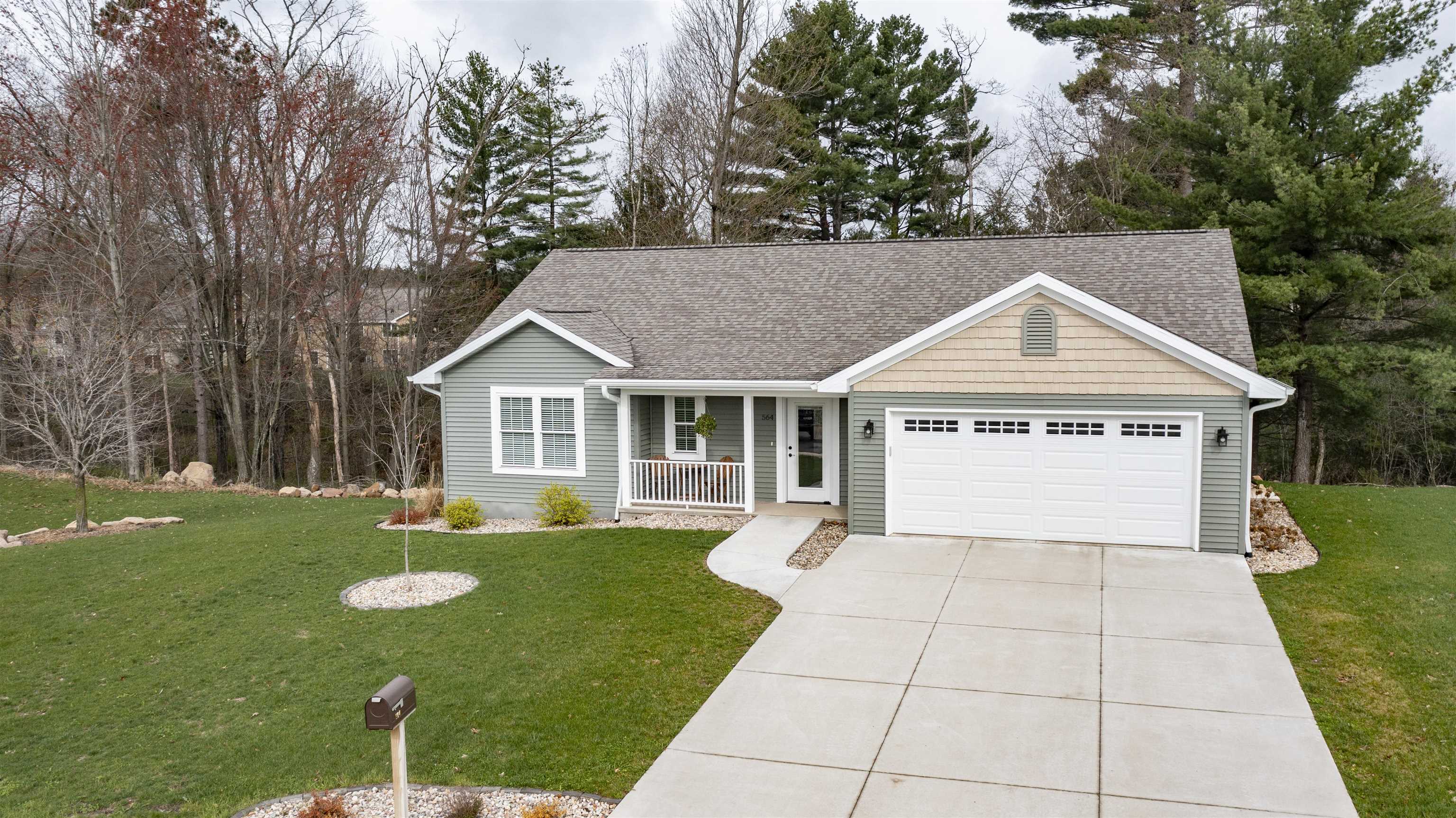 564 Hart Court Waupaca, WI 54981 - Photo 22 of 29