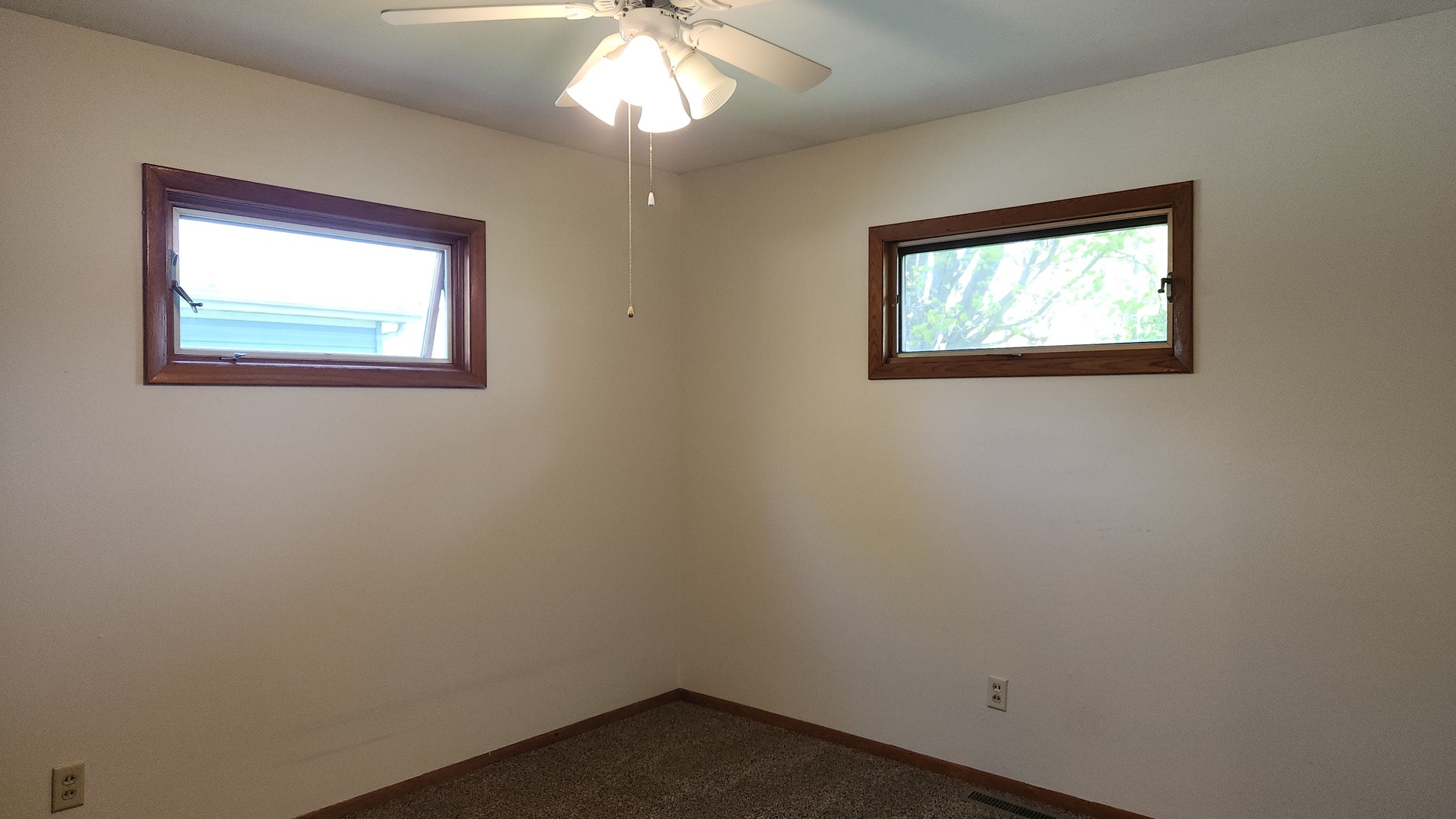 805 Garfield Road Harvard, IL 60033 - Photo 7 of 10