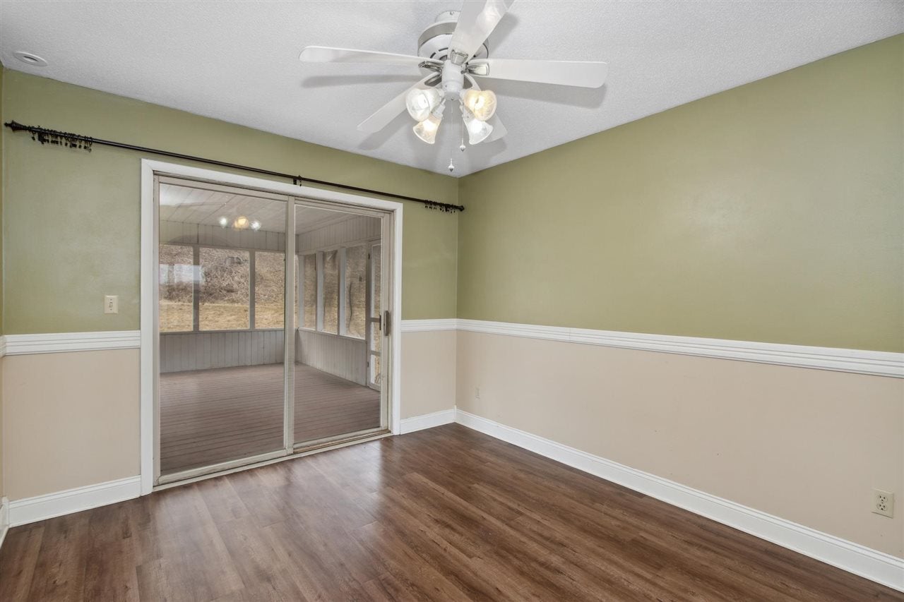 5735 Harrys Road Southeast Riverside, IA 52327 - Photo 9 of 47 Gallery Image 9