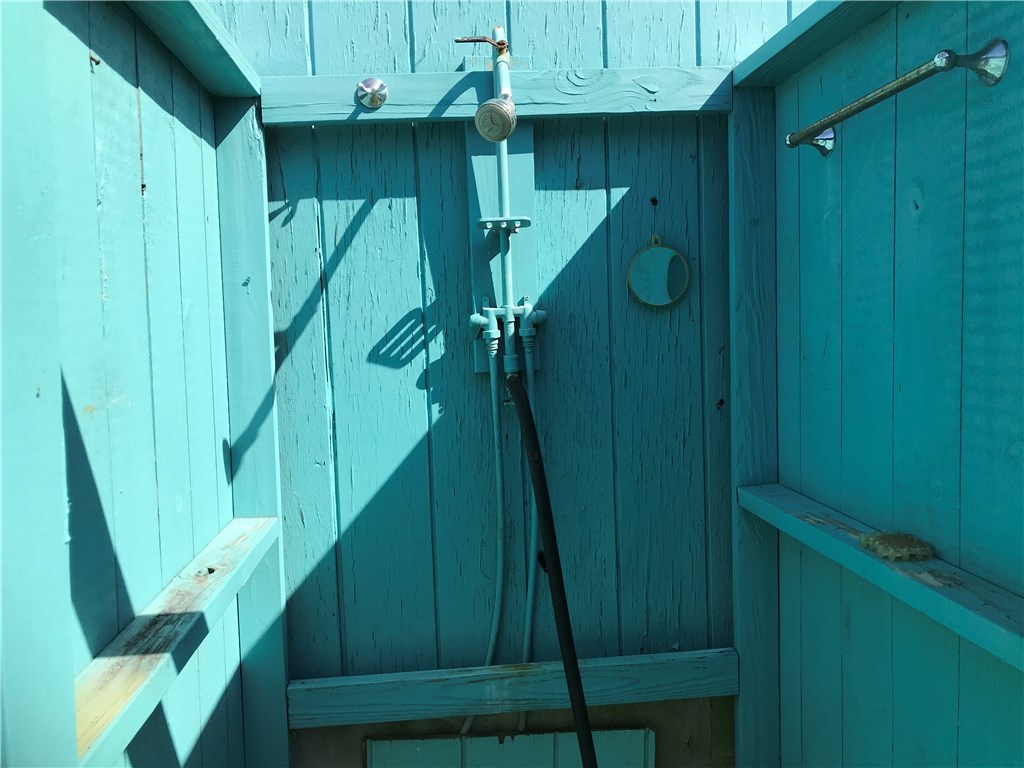 659 Succotash Road South Kingstown, RI 02879 - Photo 17 of 28 Shower