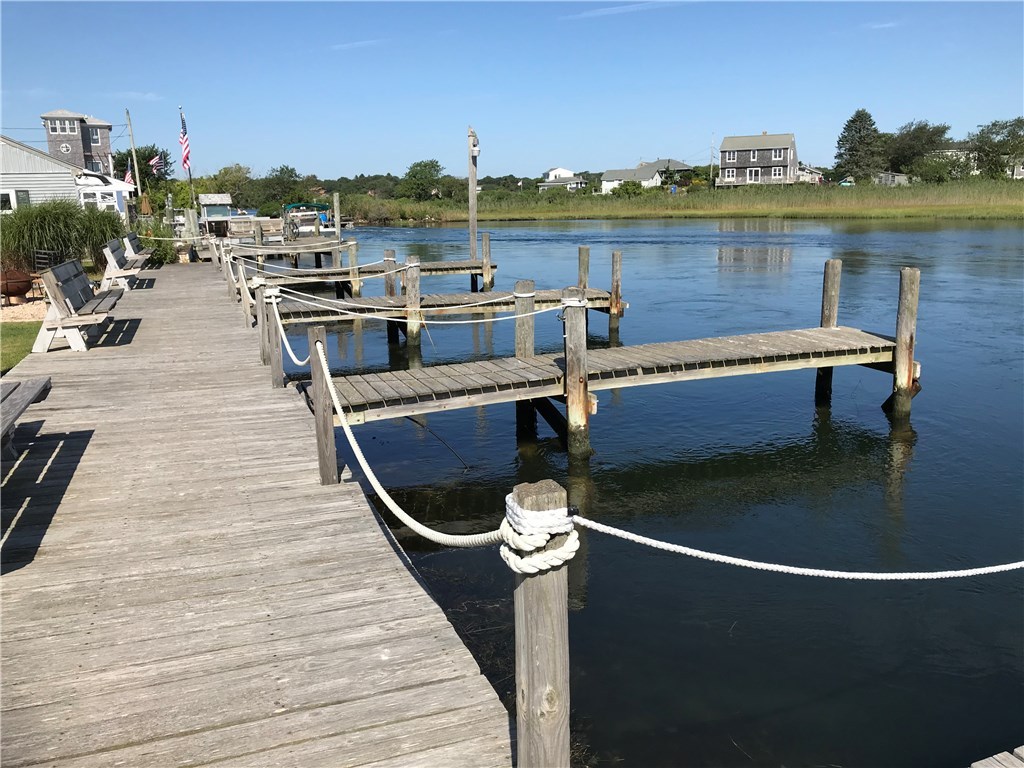 659 Succotash Road South Kingstown, RI 02879 - Photo 20 of 28 Community Docks