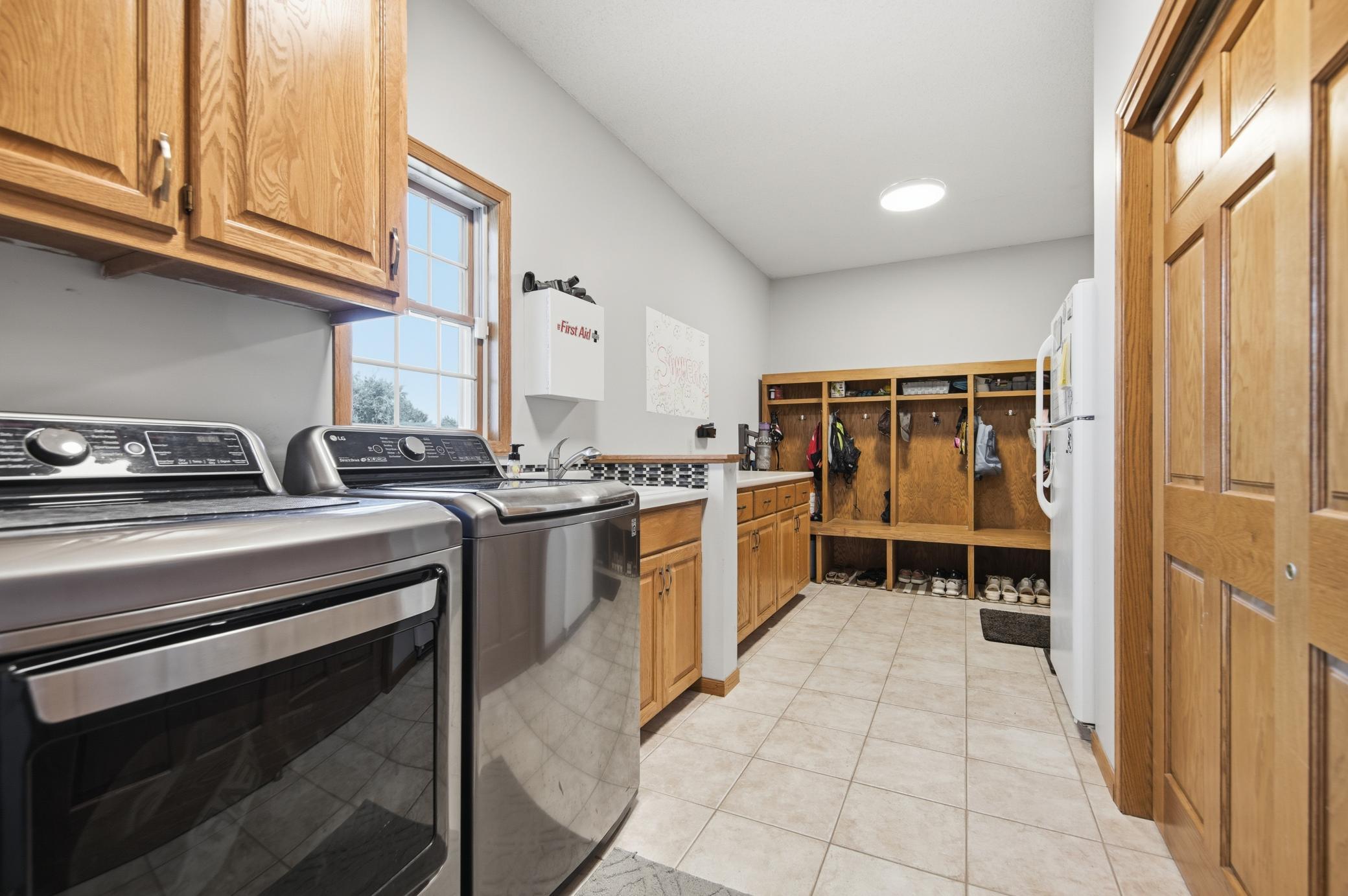 923 Cloverleaf Circle Hudson, WI 54016 - Photo 24 of 60