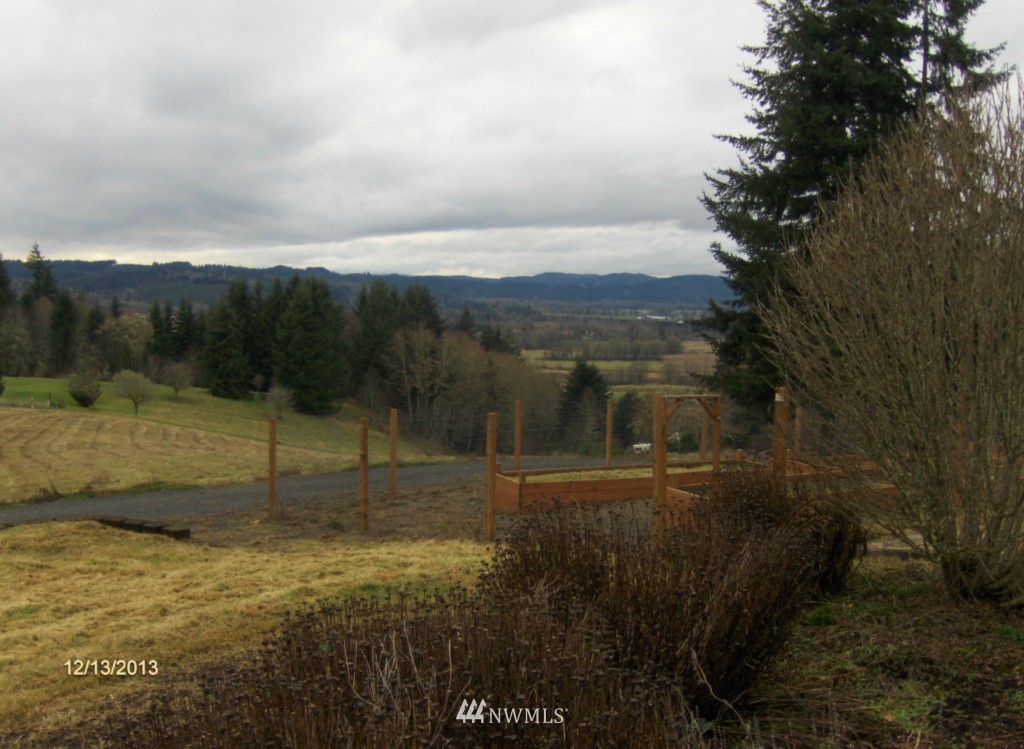 673 Curtis Hill Road, Unit F Chehalis, WA 98532 - Photo 3 of 9