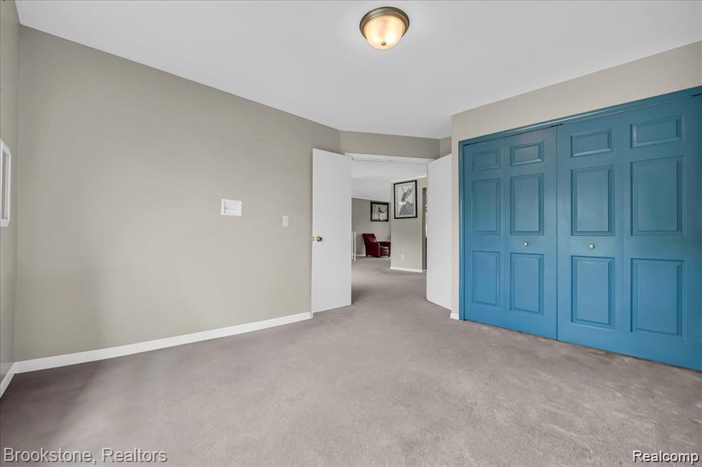 1574 Meadowside Drive Rochester Hills, MI 48307 - Photo 12 of 13