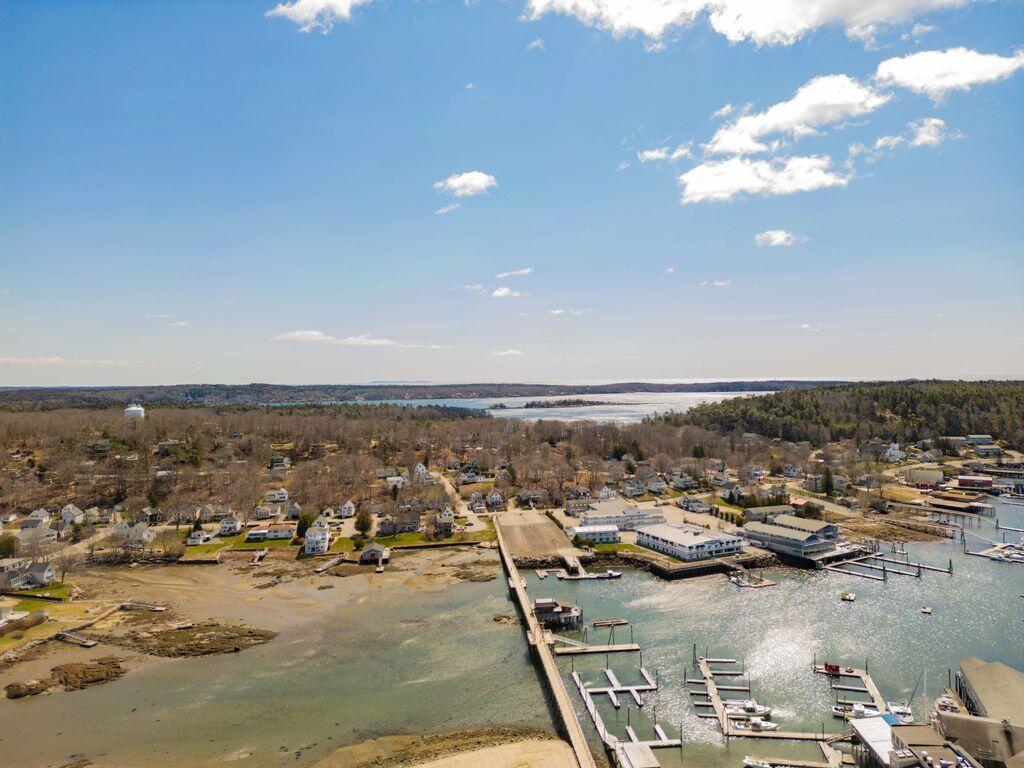 5 Paine Road Boothbay Harbor, ME 04538 - Photo 28 of 58 Footbridge