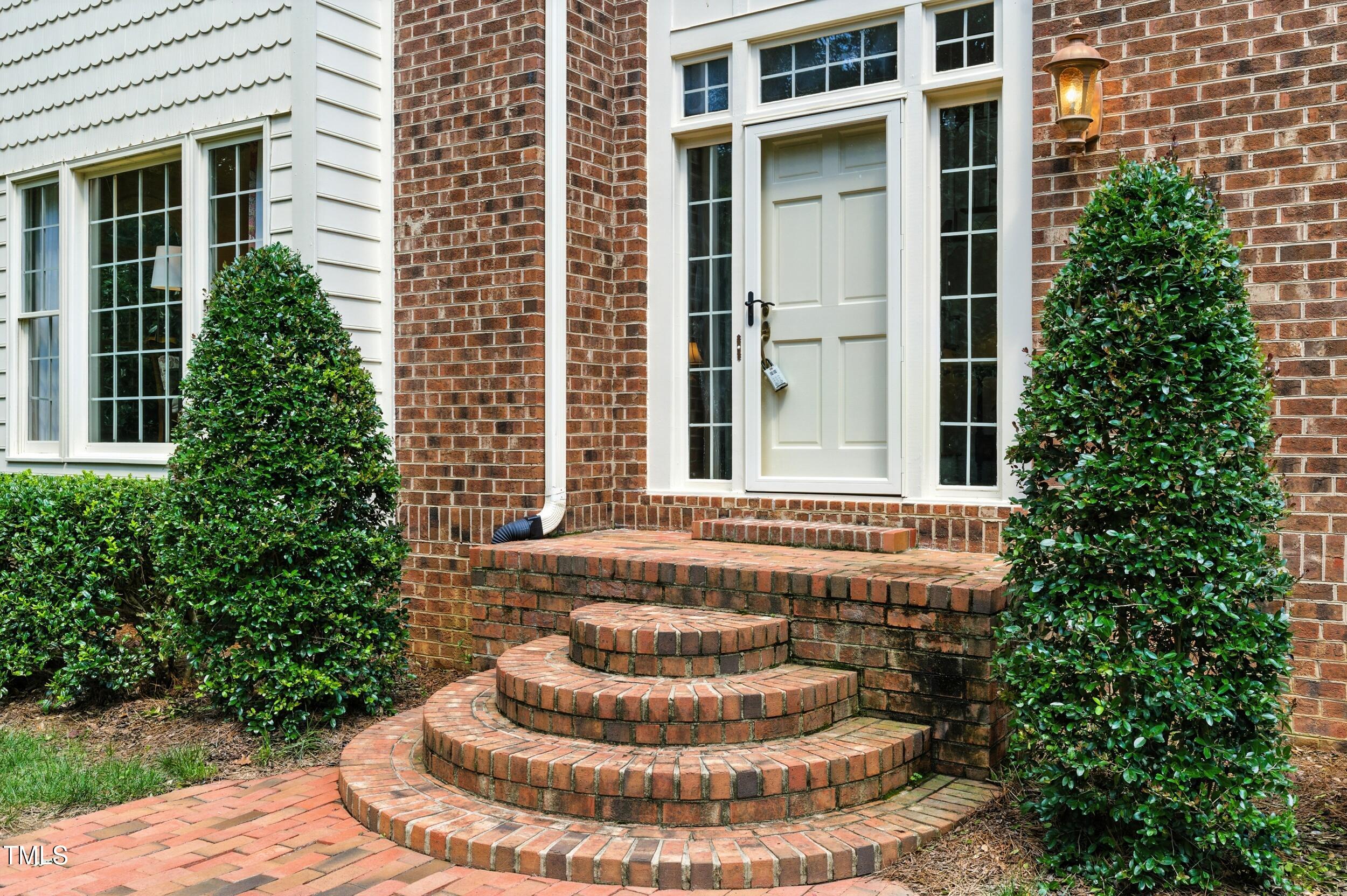 5317 Deep Valley Raleigh, NC 27606 - Photo 13 of 59 1_rg1_8588