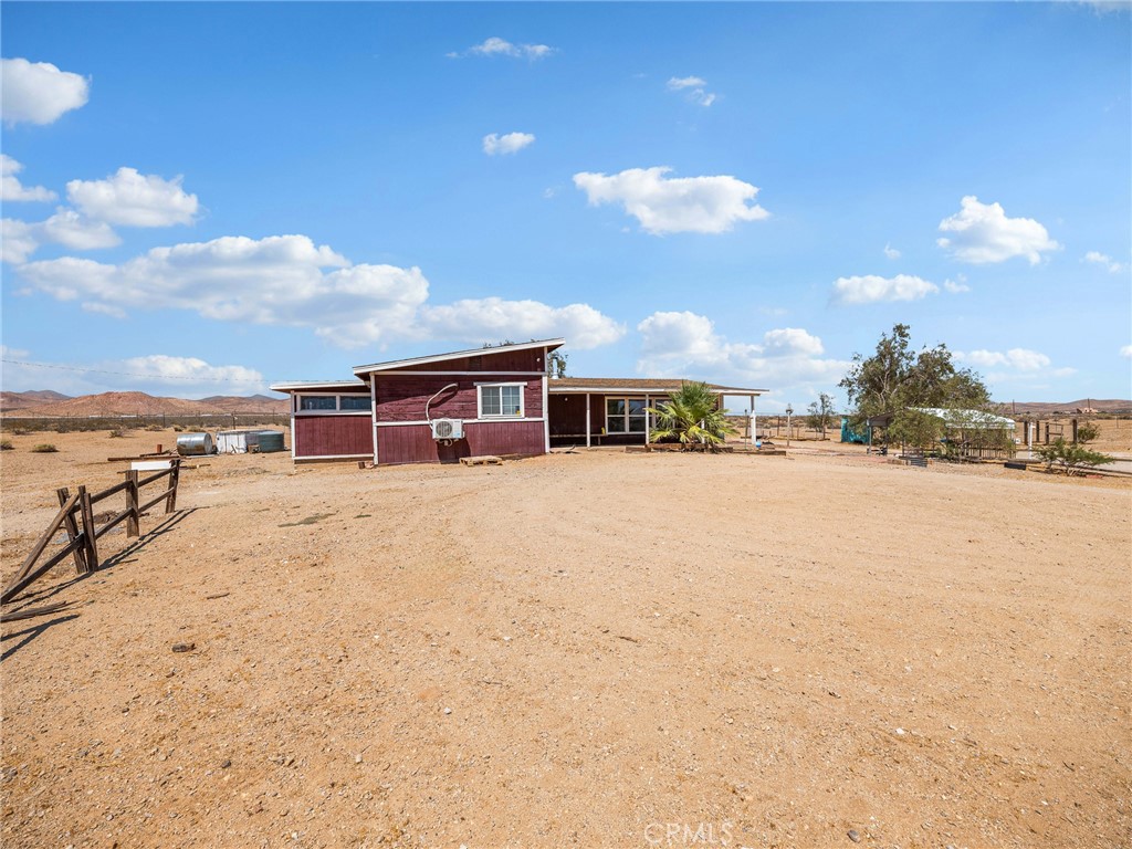 19876 Stoddard Wells Road Apple Valley, CA 92307 - Photo 24 of 40