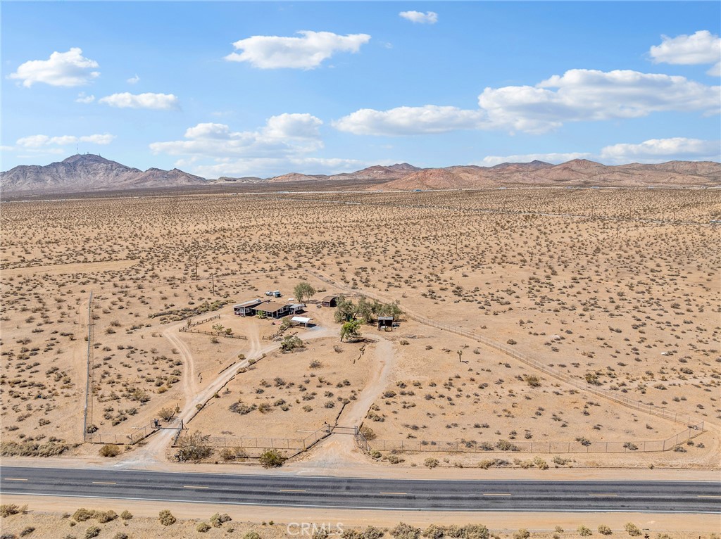 19876 Stoddard Wells Road Apple Valley, CA 92307 - Photo 32 of 40 a view of ocean view