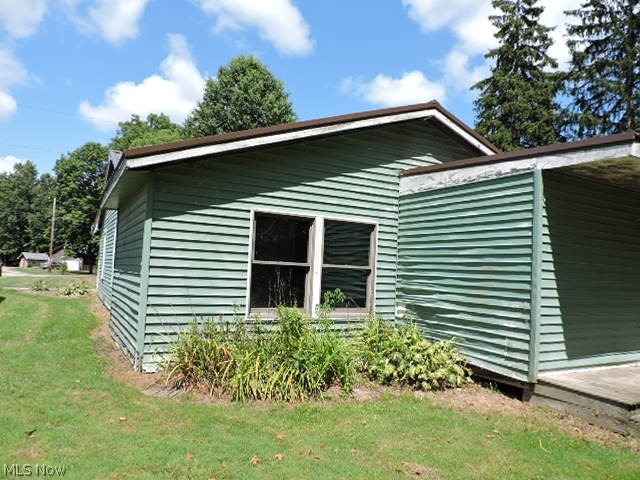 2101 Housel Craft Road Bristolville, OH 44402 - Photo 5 of 18 Gallery Image 5