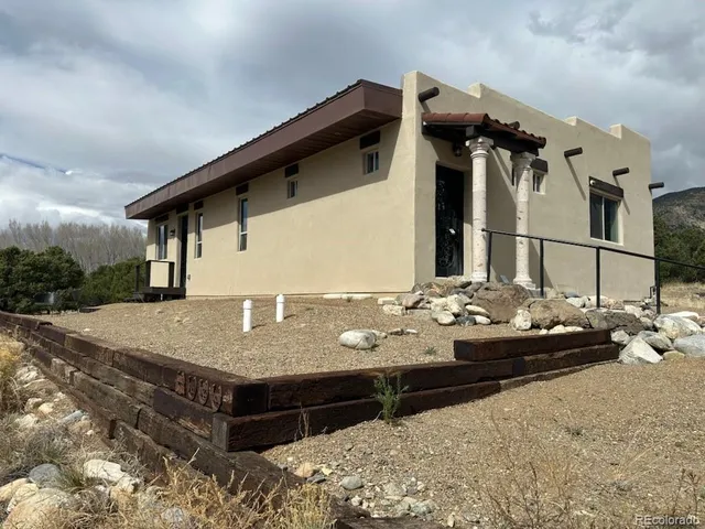 a view of a outdoor space