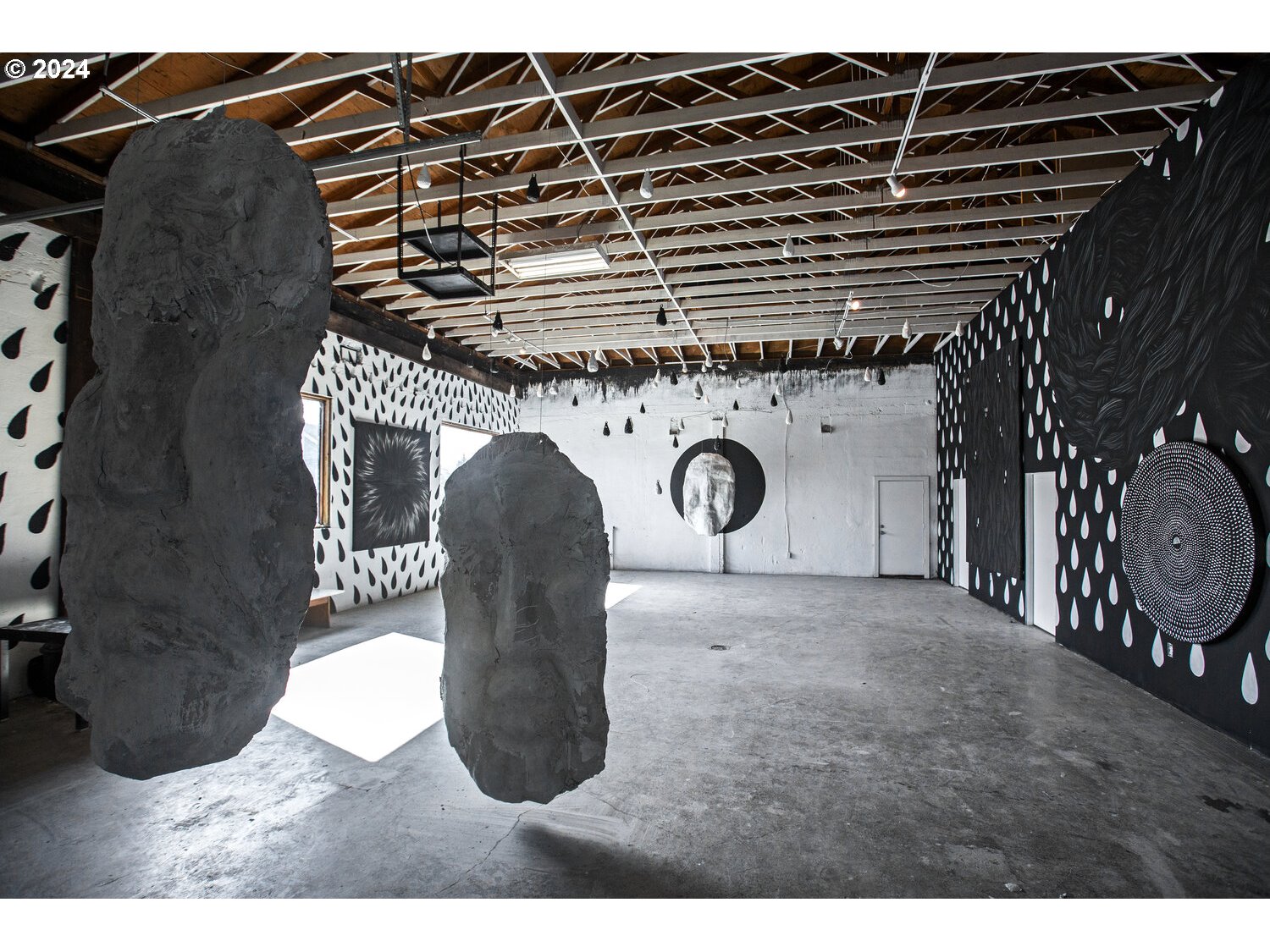 3903 North Michigan Avenue Portland, OR 97227 - Photo 31 of 47 a view of entryway