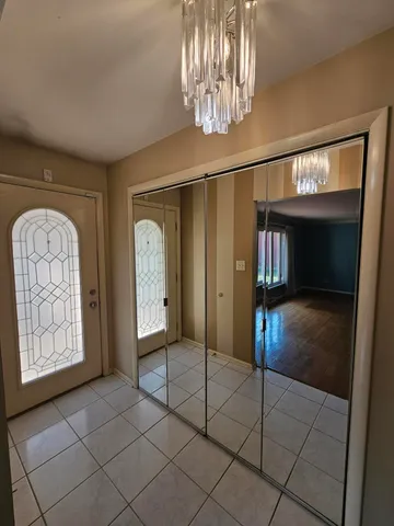 $356,500 | 9123 Crestwood Court, Munster, IN 46321