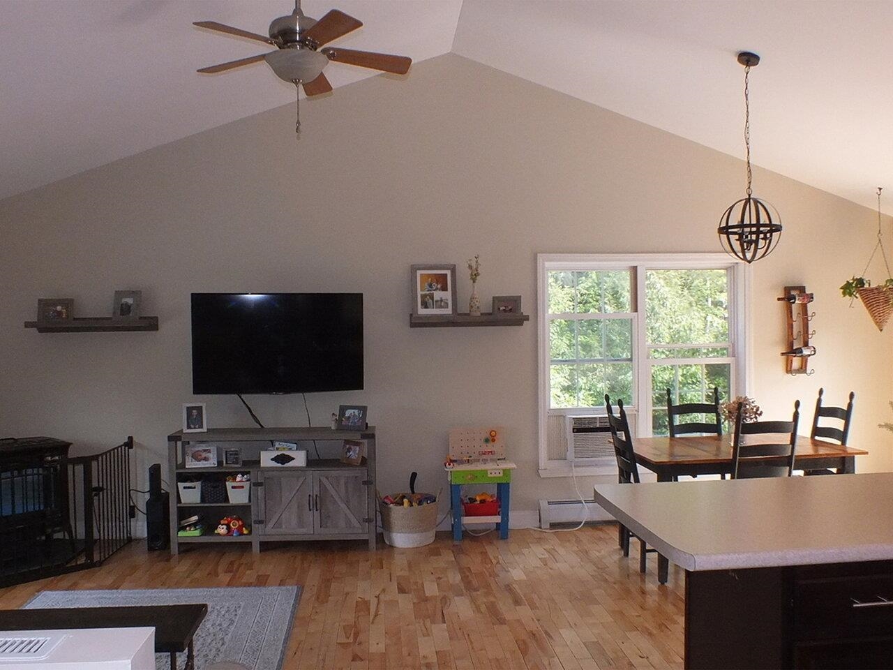 24 Wilson Road Fairfax, VT 05454 - Photo 3 of 32
