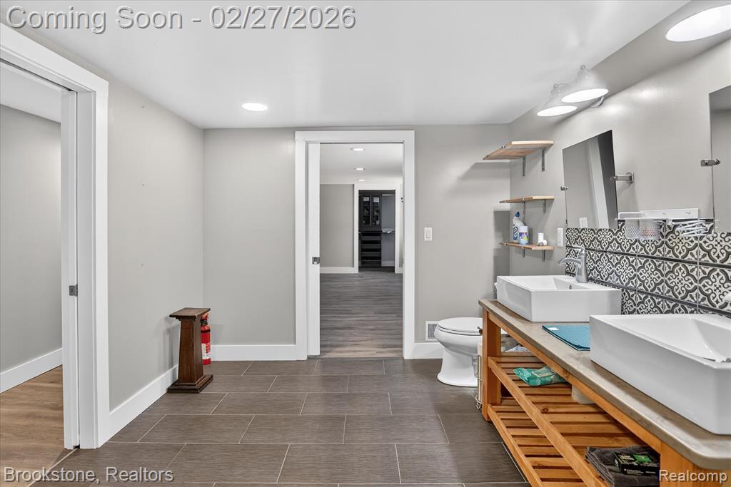 2450 North Lakeshore Road Carsonville, MI 48419 - Photo 22 of 27