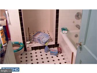 233 Wembly Road Upper Darby, PA 19082 - Photo 7 of 7 Bathroom