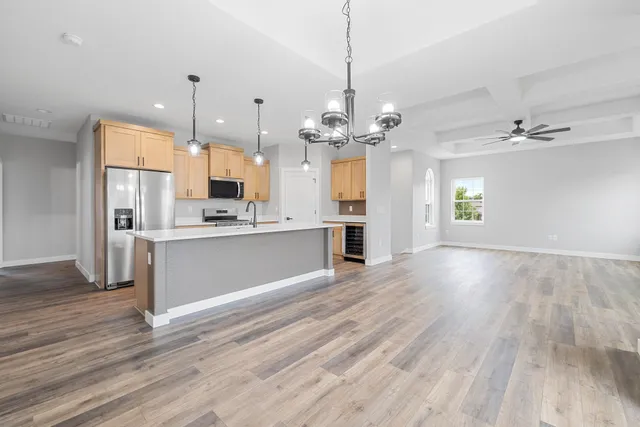 $374,500 | 1867 Woodland Way, Unit 4214, Slinger, WI 53086