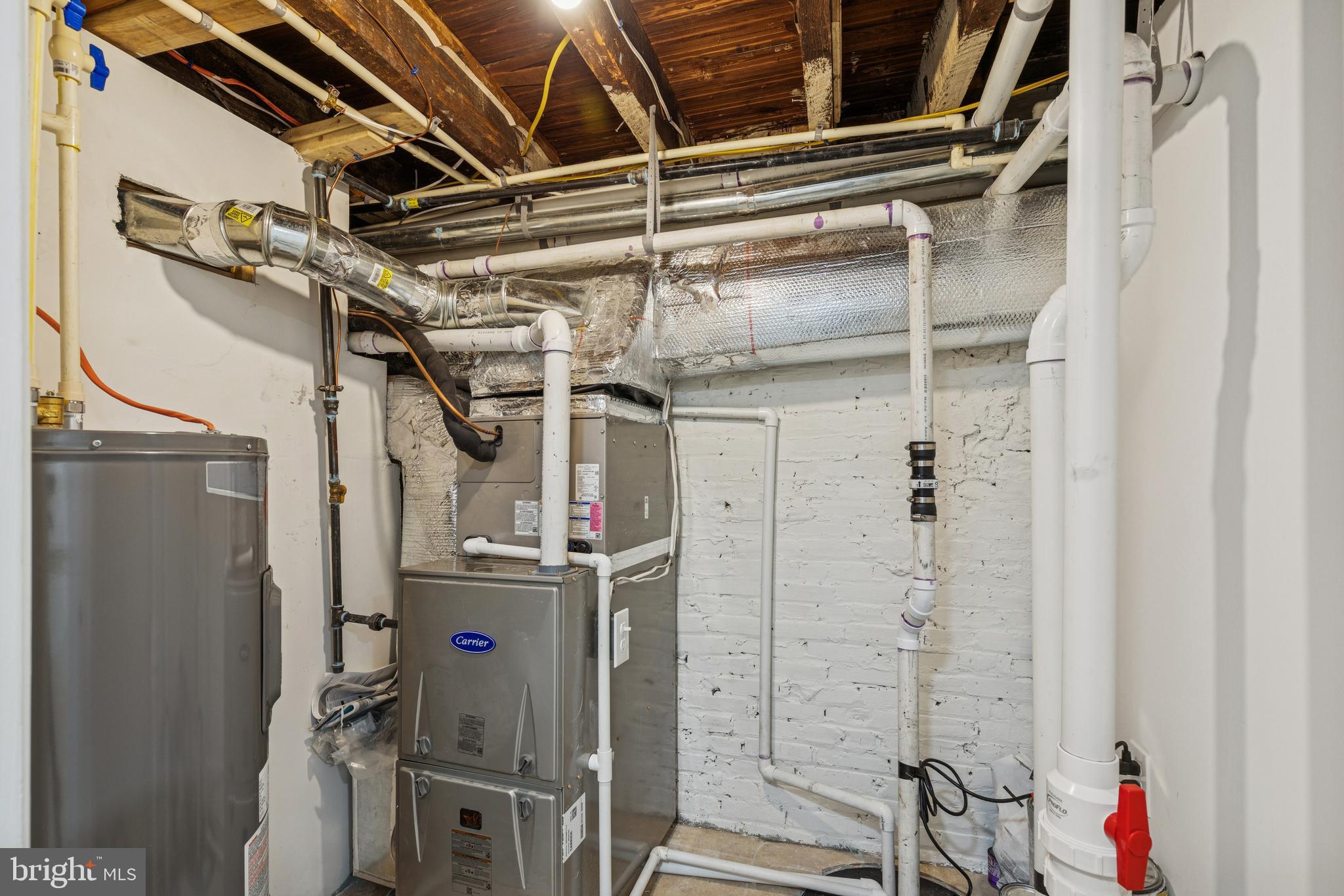 630 South Potomac Street Baltimore, MD 21224 - Photo 47 of 52 a view of a storage room