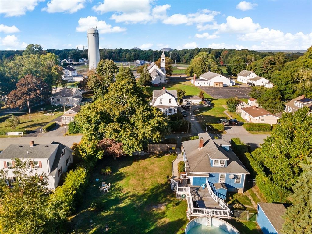 37 Merton Street Somerset, MA 02726 - Photo 35 of 36 an aerial view of residential houses with outdoor space