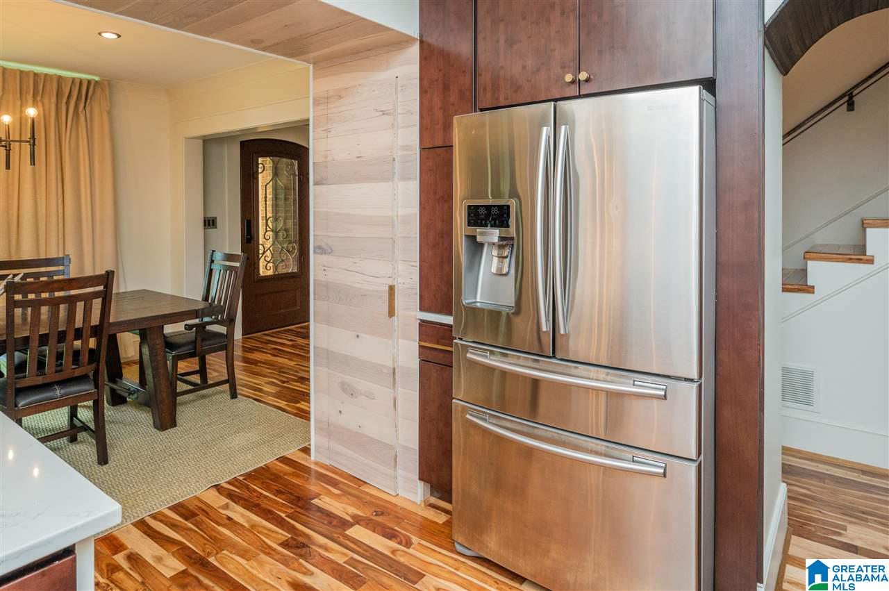 1012 Irving Road Birmingham, AL 35209 - Photo 17 of 50