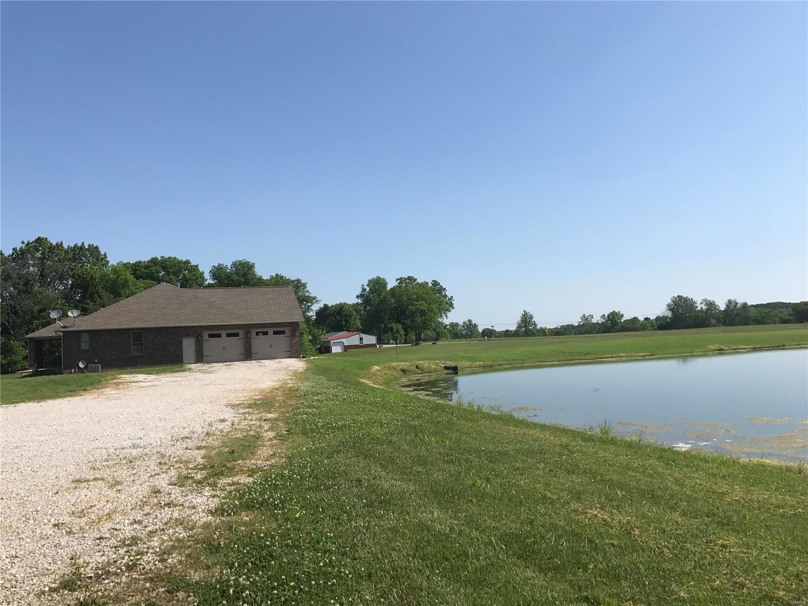 6475 Triple Lakes Road Millstadt, IL 62260 - Photo 7 of 68 Gallery Image 7