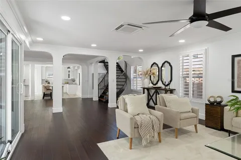 $1,195,000 | 222 11th Avenue North, St. Petersburg, FL 33701