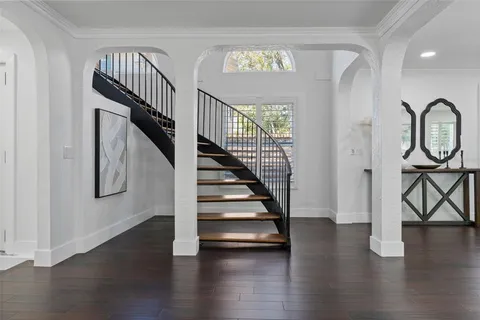 $1,195,000 | 222 11th Avenue North, St. Petersburg, FL 33701