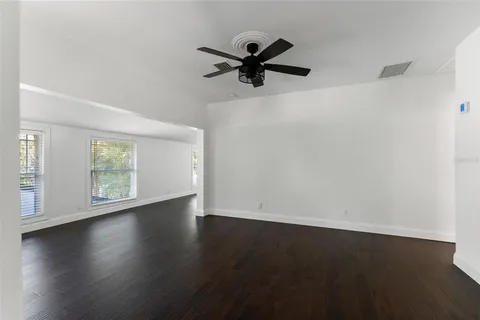 $1,195,000 | 222 11th Avenue North, St. Petersburg, FL 33701