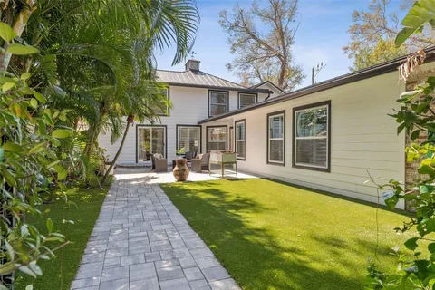 $1,195,000 | 222 11th Avenue North, St. Petersburg, FL 33701