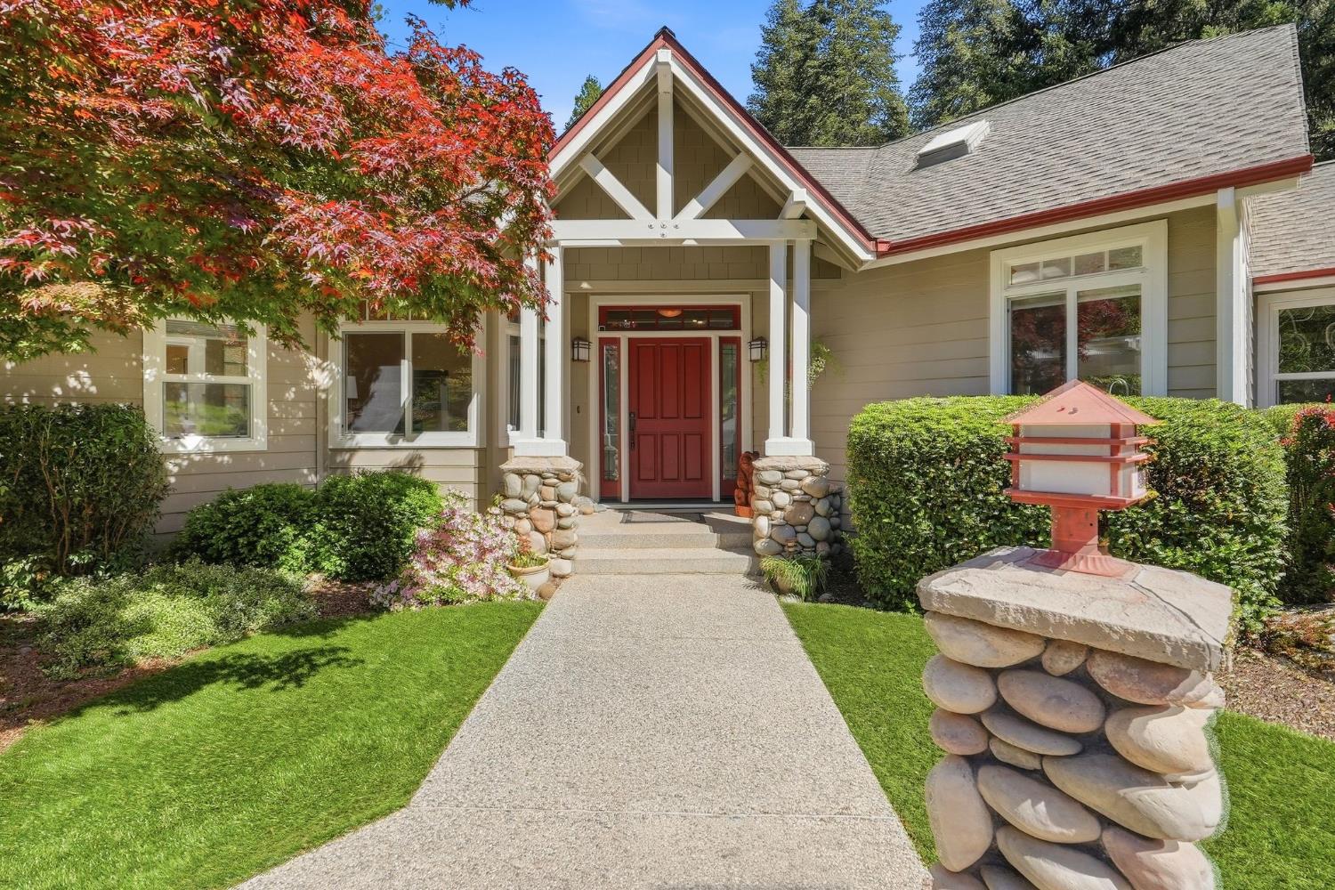 10711 Murchie Mine Road Nevada City, CA 95959 - Photo 10 of 71 front view of a house with a yard