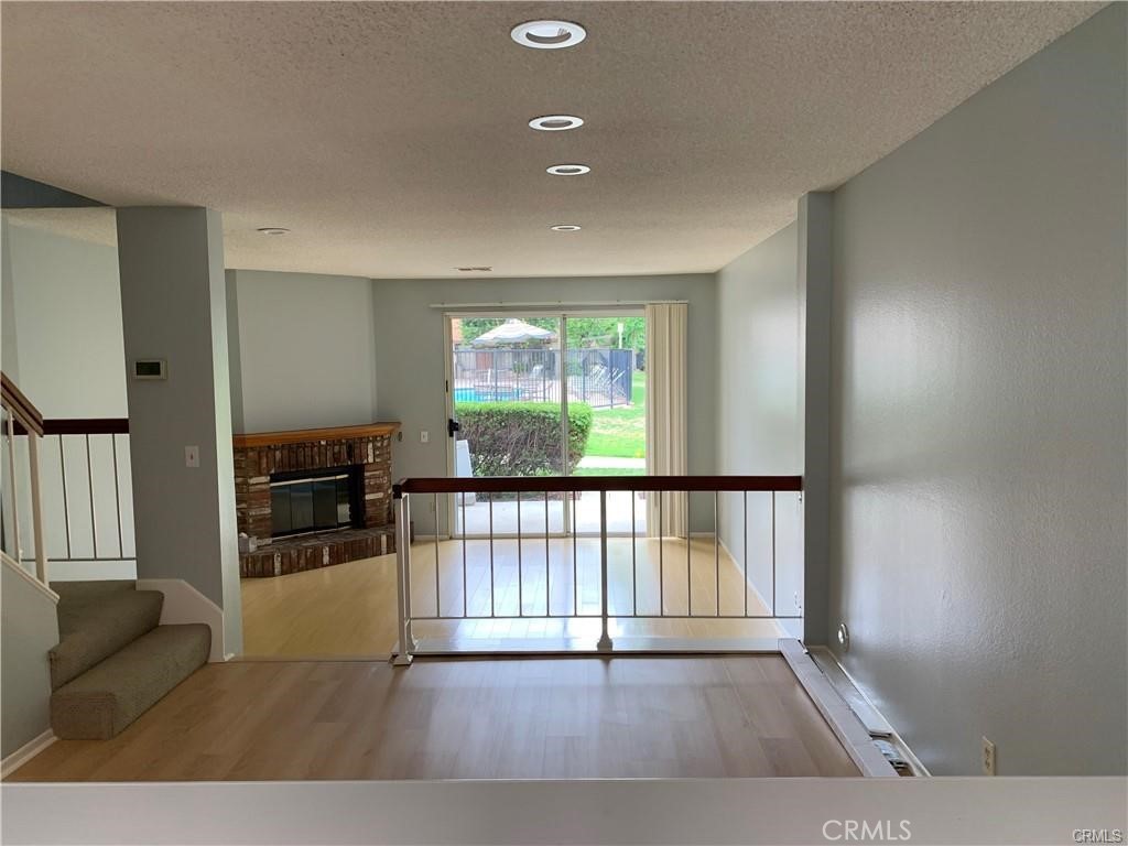 5604 Las Virgenes Road, Unit 76 Calabasas, CA 91302 - Photo 11 of 24 Dining and living room