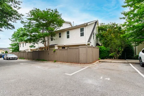 $799,000 | 2741 Oberlin Road, Unit 101, Raleigh, NC 27608