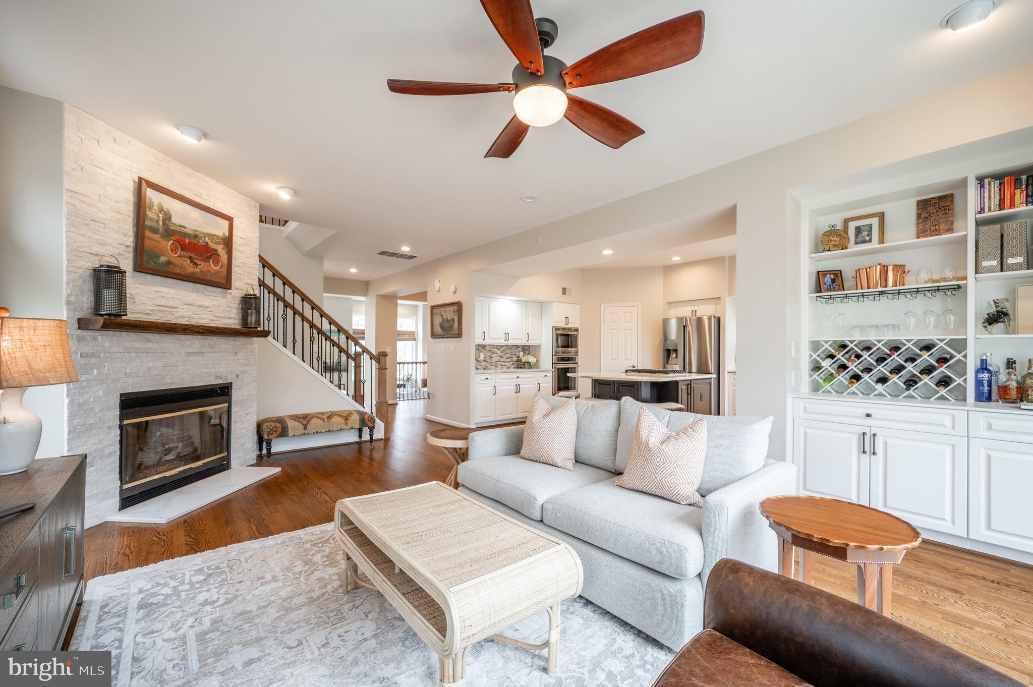 Gorgeous open plan on main level