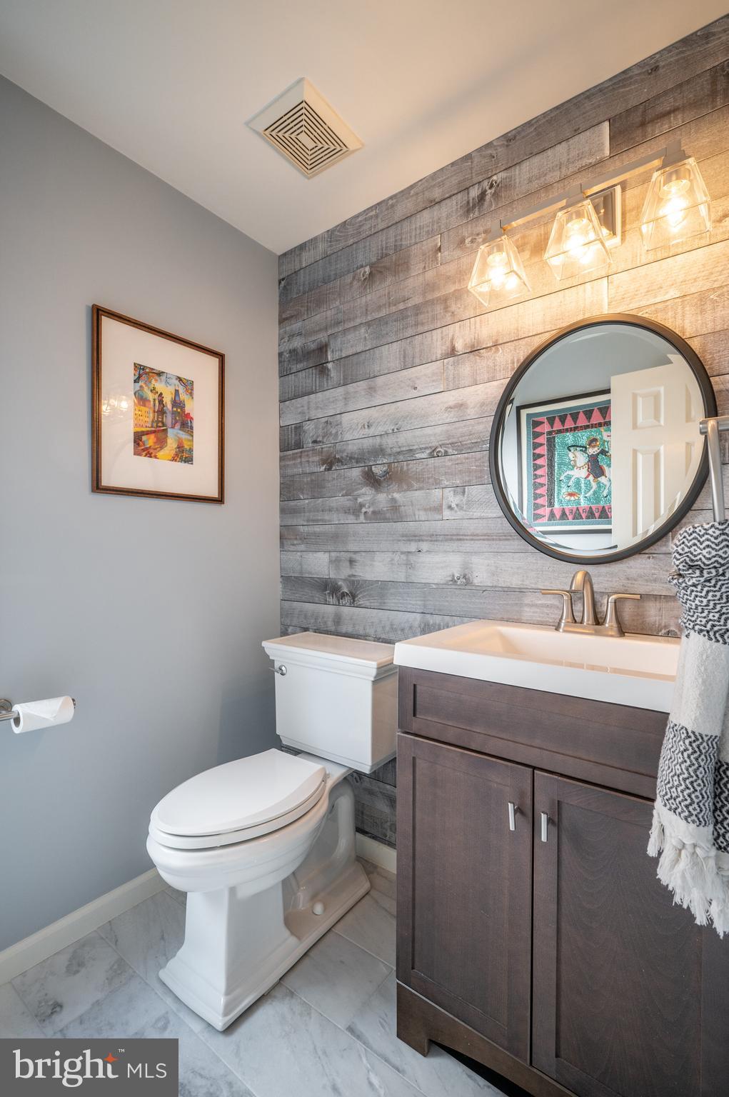 11513 Hemingway Drive Reston, VA 20194 - Photo 17 of 54 Half bath main level